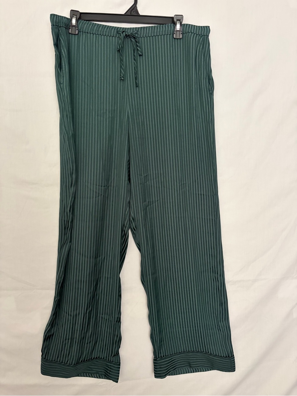 GapBody Satin PJ Pant M Green Stripe Pajama Pants Elastic Drawstring NWT(A911)